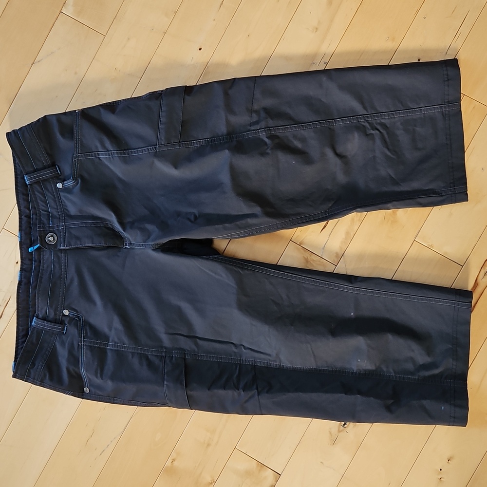 Kuhl Capri Size 10 in Grey